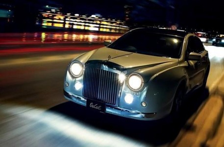  มิทสึโอกะ กาลู 2016 (Mitsuoka Galue 2016)