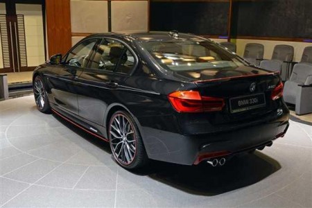 บีเอ็มดับเบิลยู 330 ไอ (BMW 330i) รุ่นพิเศษ