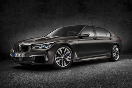 BMW M760i xDrive 2017