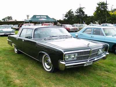 ตามล่าเหล่าอาชญากรด้วย Chrysler Imperial Crown 1965 !! 