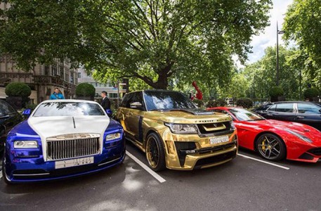 gold supercar5