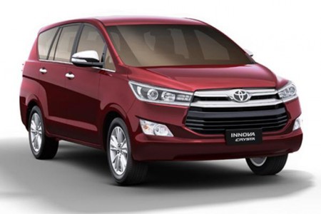 toyota innova crysta