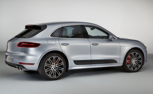 Porsche Macan Turbo Performance Package