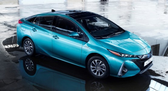 2017-toyota-prius-prime-phev-0