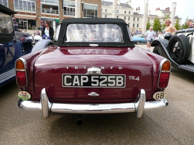 Triumph TR4