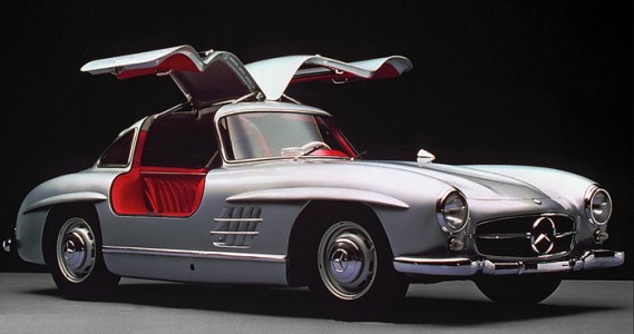 รถพระที่นั่ง Mercedes-Benz 300 SL Gullwing Coupe 1995