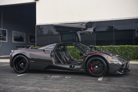 Pagani Huayra All Carbon