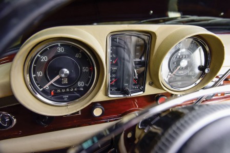 Mercedes-Benz 600 Pullman Top Of The Luxury