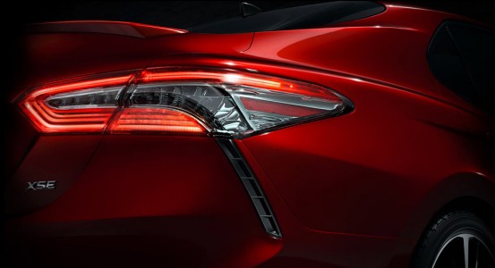 Teaser Toyota Camry 2018