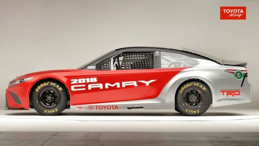 Toyota Camry Pushrod V8 Ready To Nascar