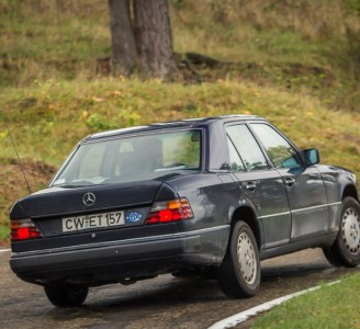 Mercedes-Benz 200D W124 Maintenance In 1 Million Kilometers