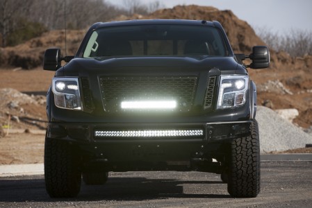 2017_Nissan_TITAN_XD_modified_7