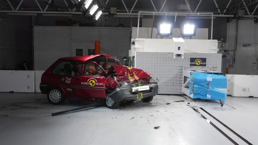 ทดสอบการชน Euro NCAP