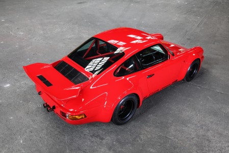 Dress Up Porsche 911 RS Restomod