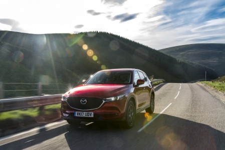 2017-MazdaCX5-UK-35