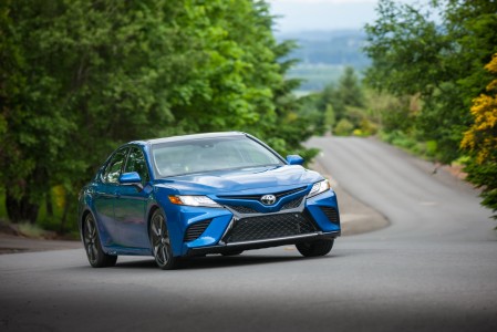 2018_Toyota_Camry_28