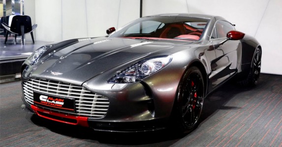 Aston-Martin One 77 Q Series 2012