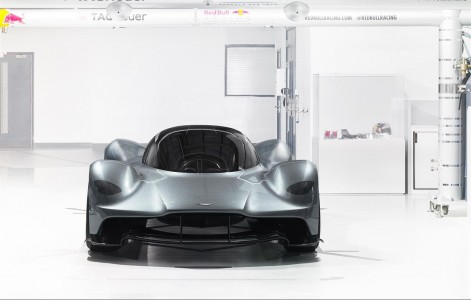 Aston-Martin-Valkyrie-2