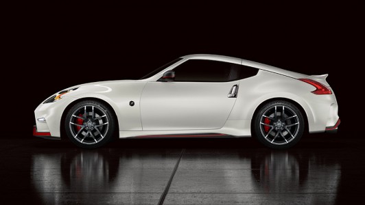 2018-nissan-370z-exterior-pearl-white-front-fascia