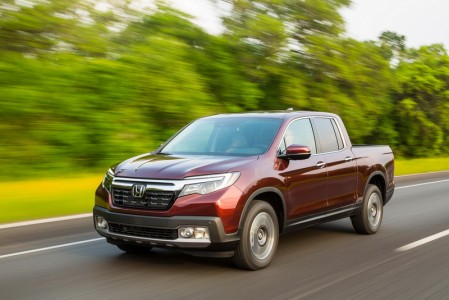 2018 Honda Ridgeline RTL-E in Deep Scarlet Pearl