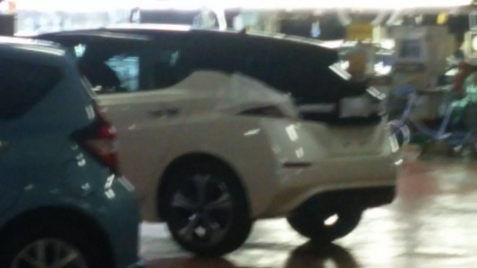 Nissan Leaf Caught Undisguised In Factory