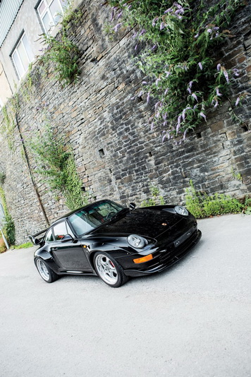 Porsche-993-GT2-23_resize