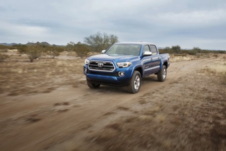 Toyota-Tacoma-Mexico-3_resize