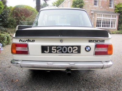 bmw-2002-turbo-3_resize