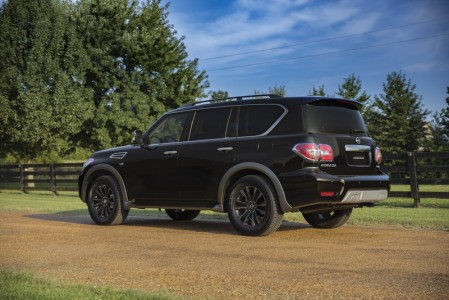 ด้านหลังnissan armada 2018_1