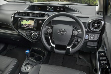 2017 Toyota Prius C i-Tech