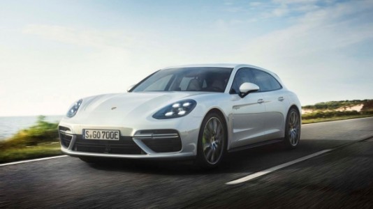 Porsche Panamera Turbo S E-Hybrid Sport