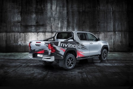 Toyota Hilux Invincible 50 _2