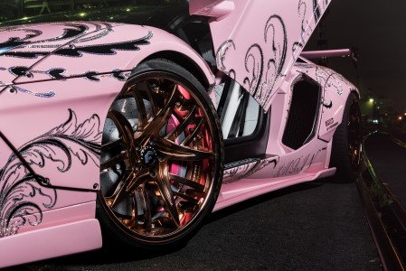 Lamborghini Aventador Pink Lady