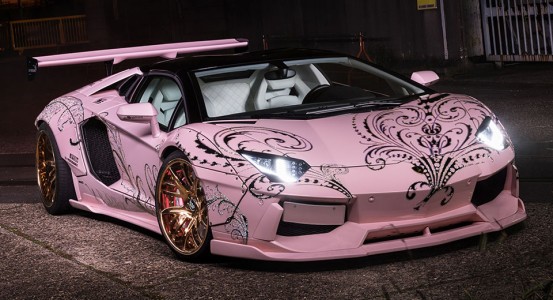 Lamborghini Aventador Pink Lady