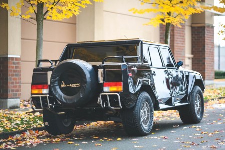 1990-lamborghini-lm-american-01