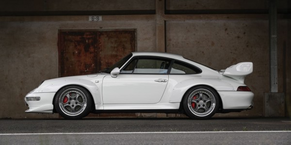 Porsche-911-GT2-Auction-1