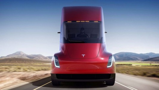 Tesla Semi รถบรรทุกพลังงานไฟฟ้า