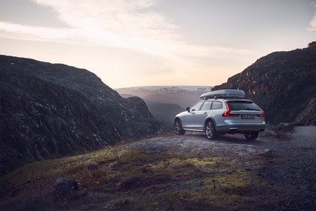 Volvo V90 Cross Country Volvo Ocean Race exterior on location