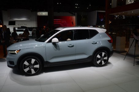 Volvo-XC40-4