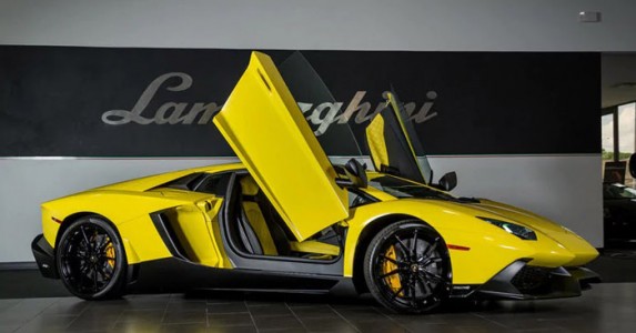 ราคา Lamborghini Aventador LP720-4 50th Anniversario