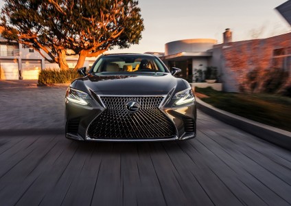 2018-lexus-ls-10