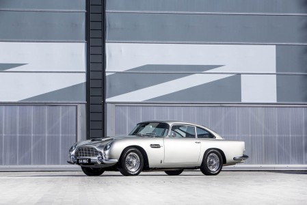 Aston-Martin-DB5-Mini-Cooper-5