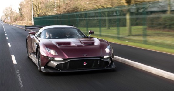 Aston Martin Vulcan โรดคาร์คันแรกของโลก