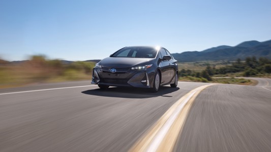 toyota prius prime_1