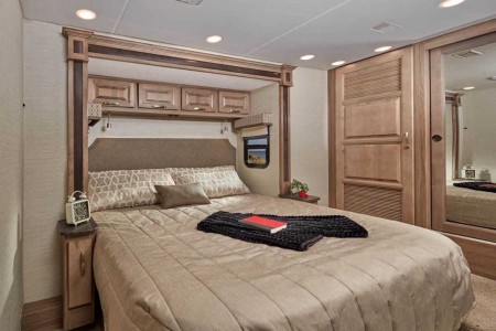 Jayco Embark Luxury RV