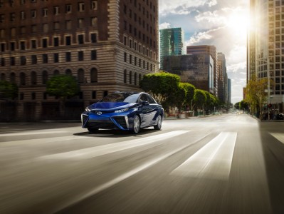 toyota-mirai-3k-sold-california-1