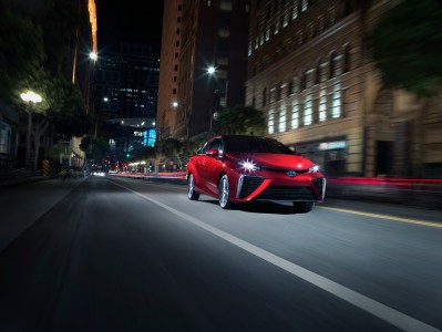 toyota-mirai-3k-sold-california-2