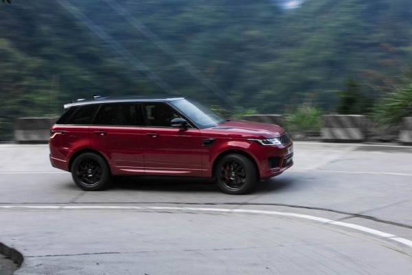 Range Rover Sport PHEV 