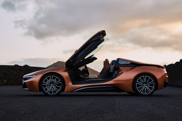 2018-bmw-i8-roadster-1