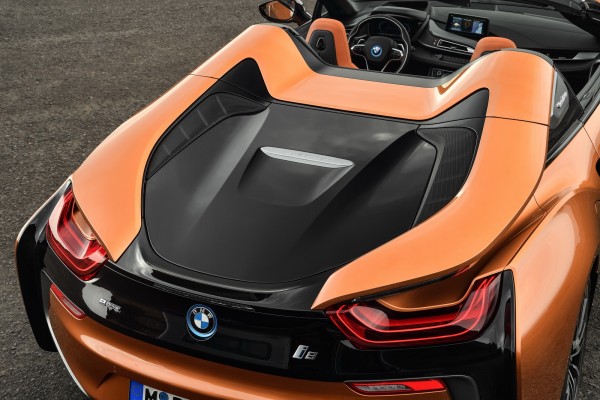 2018-bmw-i8-roadster-3